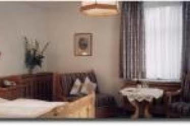 Hotel Gasthof Zur Post Unterföhring Esterno foto